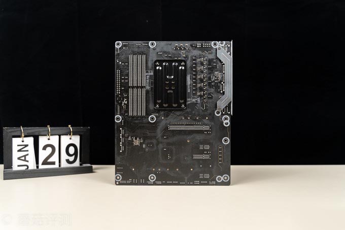 華擎B550 Extreme4極限玩家主板怎么樣 華擎B550 Extreme4極限玩家主板評(píng)測(cè)