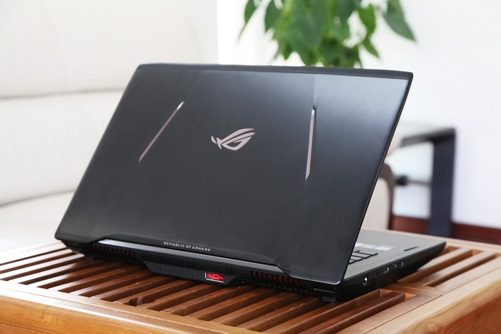 華碩ROG STRIX S7VI值得買？華碩玩家國度STRIX S7VI 17.3游戲本深度圖解評測