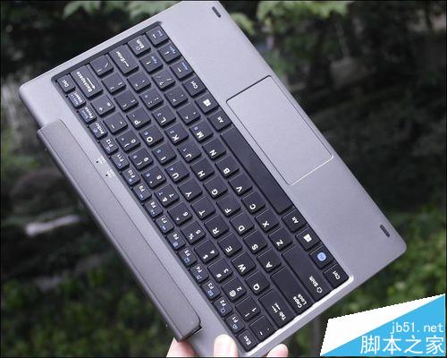 10.1寸馳為轉(zhuǎn)軸鍵盤怎么樣? 馳為轉(zhuǎn)軸鍵盤開箱測評