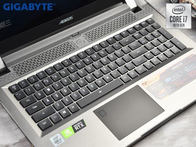 技嘉AORUS游戲本怎么樣?技嘉AORUS 17G XB詳細圖文評測