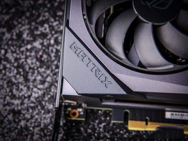 ROG Matrix RTX 2080 Ti顯卡值得買嗎 ROG Matrix RTX 2080 Ti顯卡拆解+評(píng)測(cè)