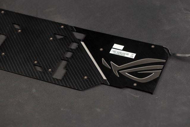 ROG Matrix RTX 2080 Ti顯卡值得買嗎 ROG Matrix RTX 2080 Ti顯卡拆解+評(píng)測(cè)