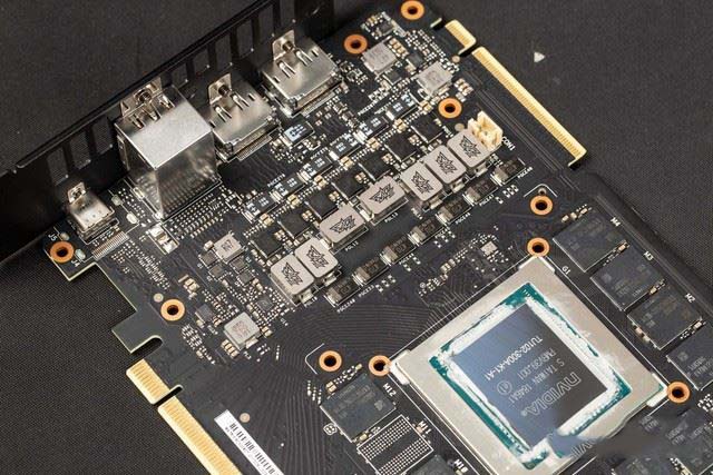 ROG Matrix RTX 2080 Ti顯卡值得買嗎 ROG Matrix RTX 2080 Ti顯卡拆解+評(píng)測(cè)