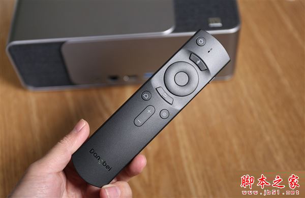 當(dāng)貝投影F1開箱圖賞 可投300英寸巨幕