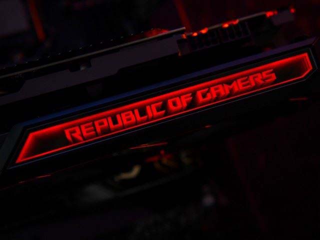 ROG Matrix RTX 2080 Ti顯卡值得買嗎 ROG Matrix RTX 2080 Ti顯卡拆解+評(píng)測(cè)
