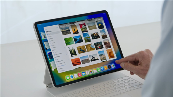 iPadOS 26臺前調(diào)度適配更多機型：多任務體驗比肩macOS