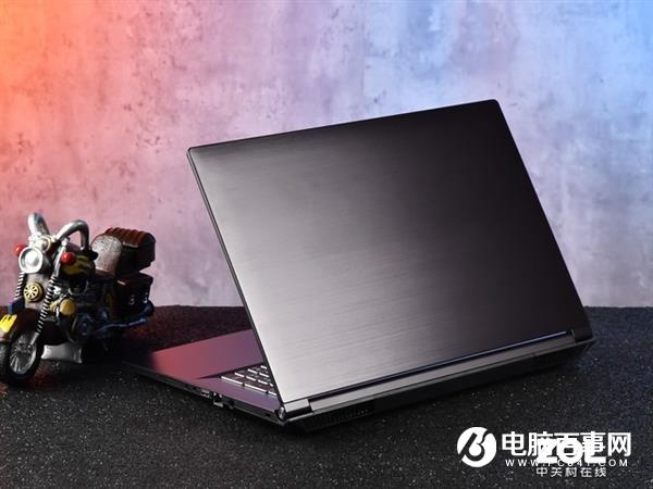 17吋配桌面處理器的游戲本只賣六千出頭 還等什么？
