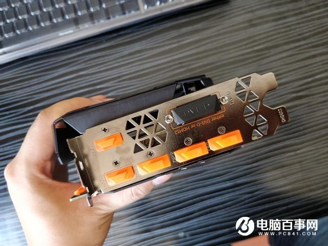 最強(qiáng)顯卡？技嘉AORUSGTX1080Ti開(kāi)箱體驗(yàn)