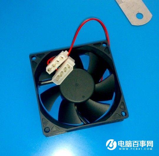 機(jī)箱風(fēng)扇電源怎么接機(jī)箱風(fēng)扇接主板還是電源？