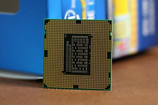 CPU主頻和核數(shù)哪個重要？買CPU是選多核還是高主頻？