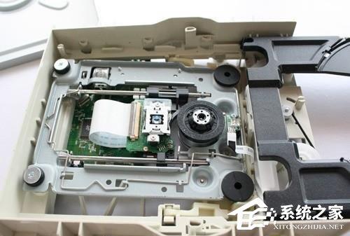 蓝光光驱和DVD光驱的区别介绍 光驱外部结构解剖
