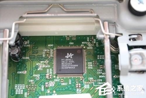 蓝光光驱和DVD光驱的区别介绍 光驱外部结构解剖